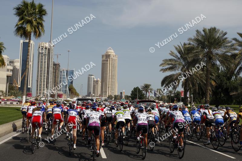 Peloton in Doha004p.jpg